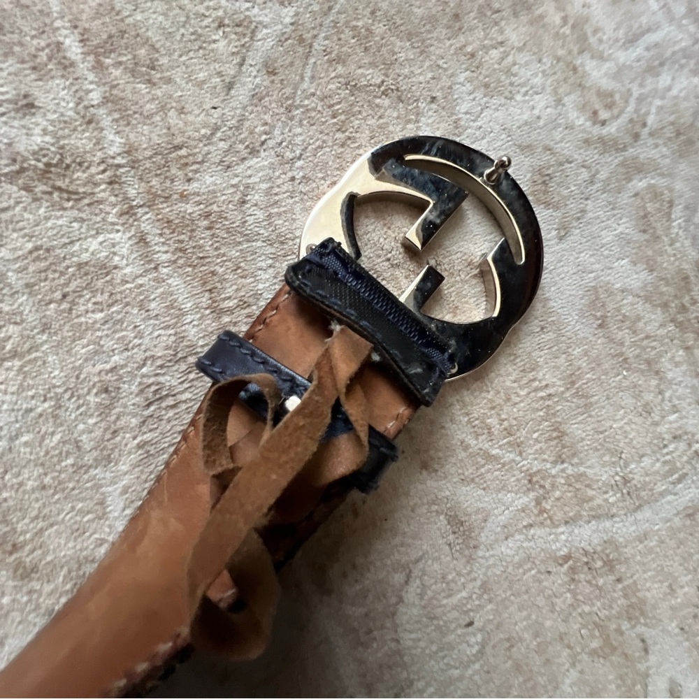 Gucci Navy Monogram GG Logo Leather Belt with Gold Buckle - Picture 4 of 13
